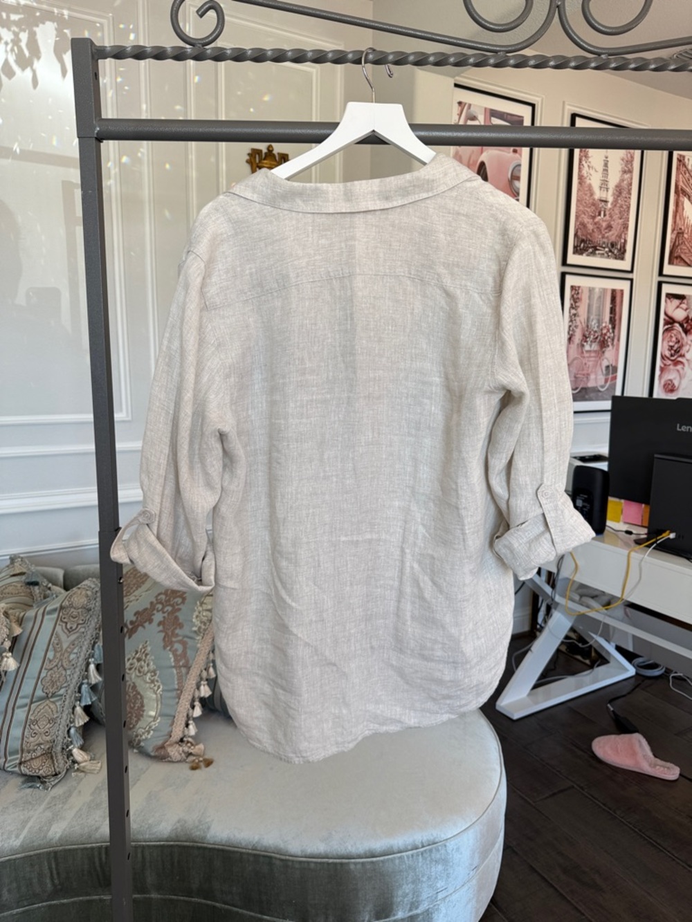 As new Aritzia BABATON button down shirt size large Babaton
Utility Linen Shirt - Picture 4 of 16